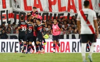 Tigre venció al ´Millonario´ 4 a 1 y el Monumental explotó de bronca