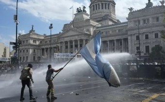 El Gobierno trataría la reforma laboral en Diputados el jueves y la CGT anunció un paro