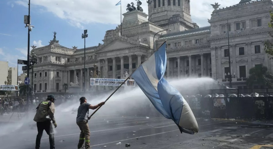 El Gobierno trataría la reforma laboral en Diputados el jueves y la CGT anunció un paro