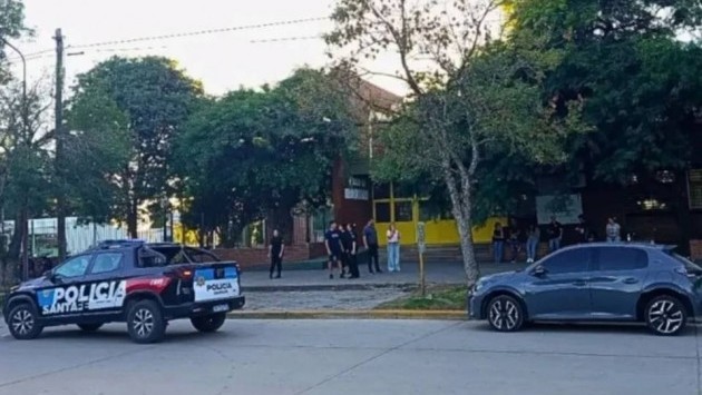 Un alumno fue armado a un colegio de Santa Fe y mató a un compañero