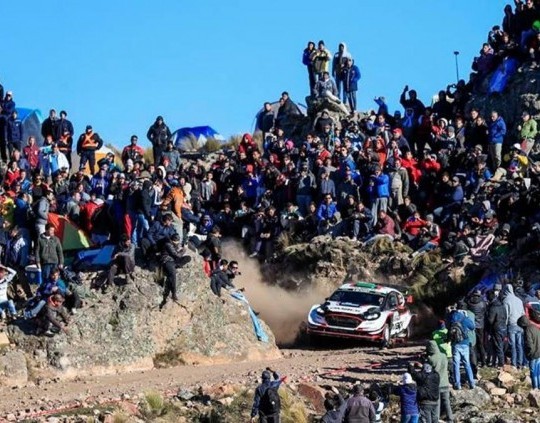 Tragedia en el Rally en Córdoba: murió un espectador y suspendieron la competencia