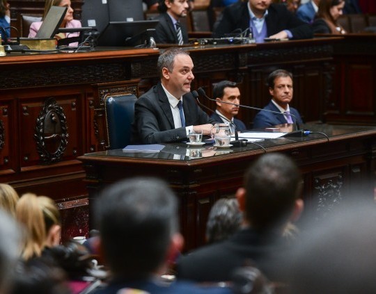 Adorni: “Todos los pagos de los viajes que realicé con mi familia los afronté yo mismo”