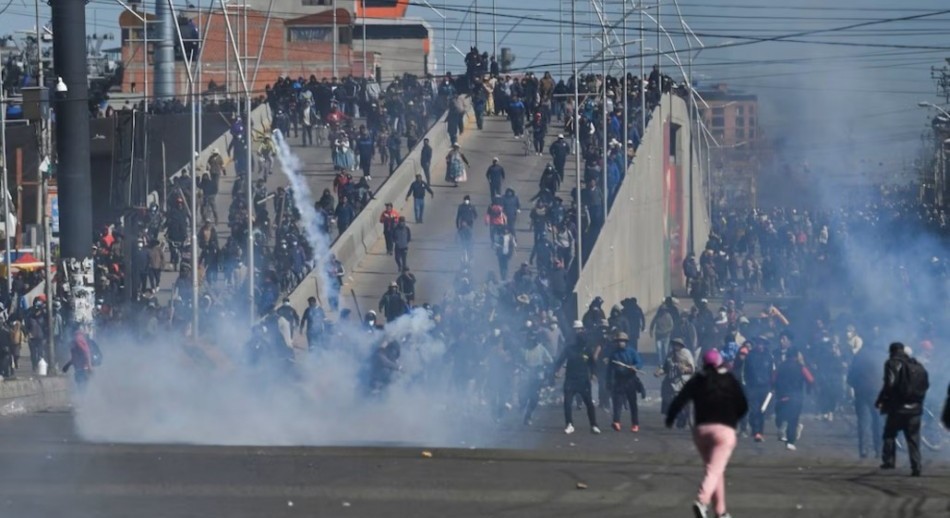 Bolivia: Sectores fines a Evo Morales avanzan hacia La Paz tras 14 días de bloqueos
