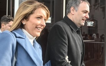 El oficialismo logró postergar la sesión una semana, pero avanza la interpelación de Adorni