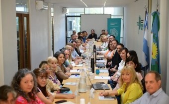 La Provincia ofreció a los gremios docentes un aumento salarial del 7% escalonado en julio y agosto