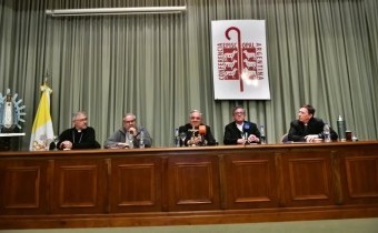 Por la visita de León XIV, el Gobierno dictó feriados del 9 al 11 de noviembre