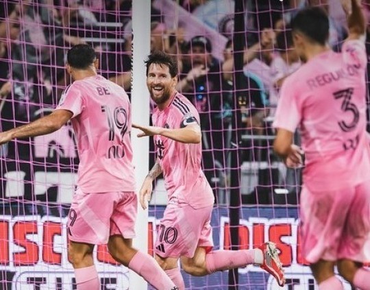 Messi volvió con todo a Inter Miami: doblete en la goleada sobre DC United